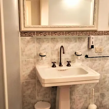 Сasa de vacaciones Near With Pool