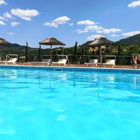 Near With Pool * 아시시